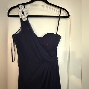 Xscape one shoulder drape formal dress size 4